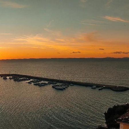 Seaview Apartments Stella Maris אגרופולי מראה חיצוני תמונה